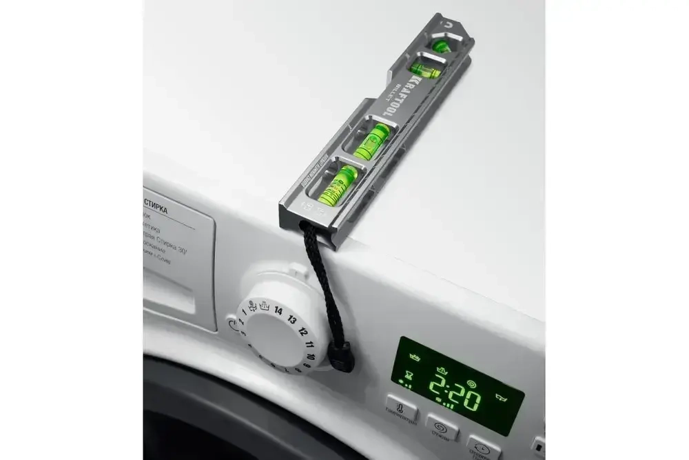 Брусковый магнитный уровень KRAFTOOL 8-в-1 20 см 34790