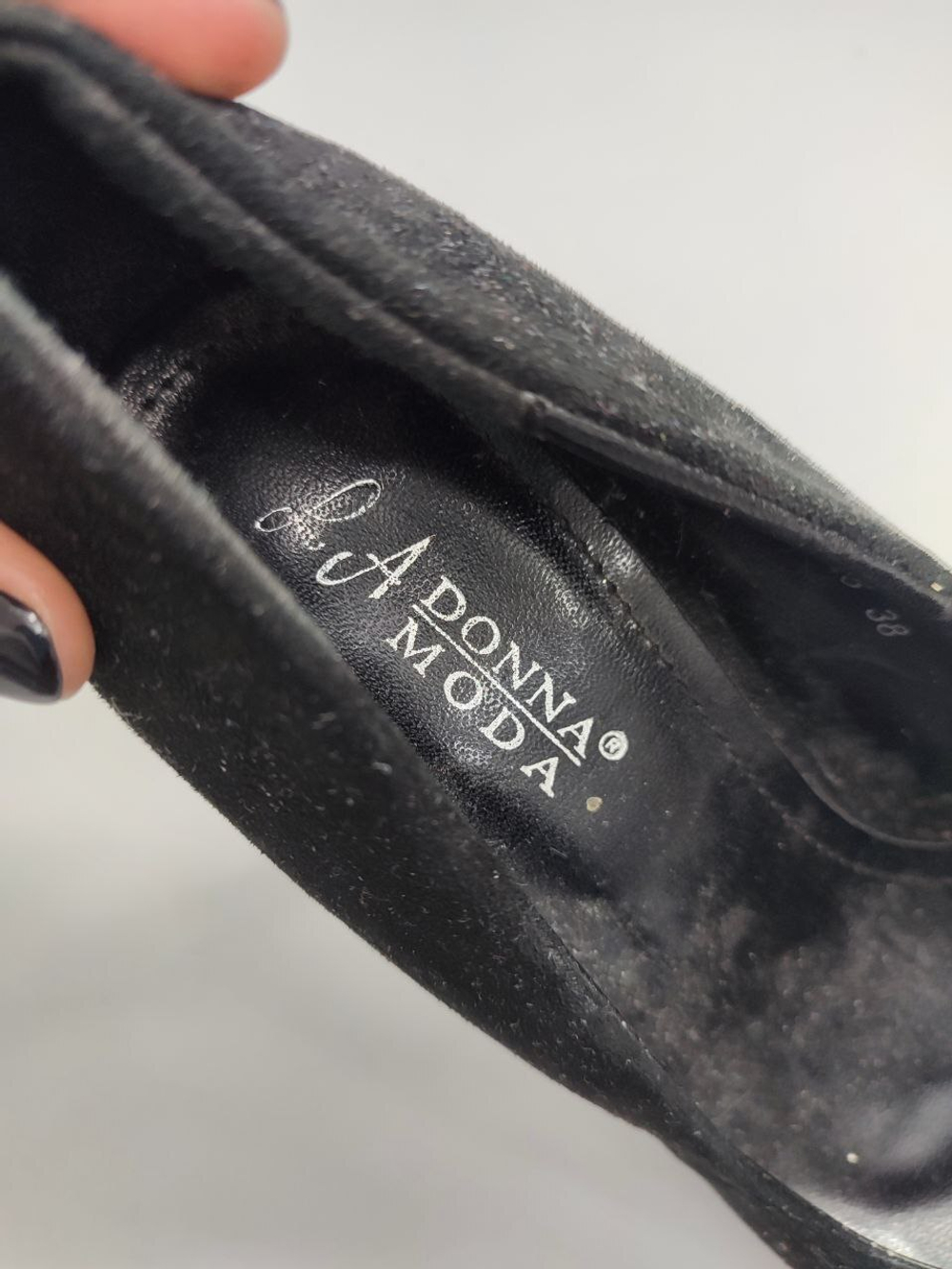 Туфли Donna Moda сдержанные 38 размер