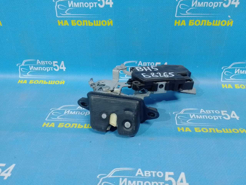 Замок багажника SUBARU LEGACY 1998-2003