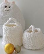 Набор вязаных корзин