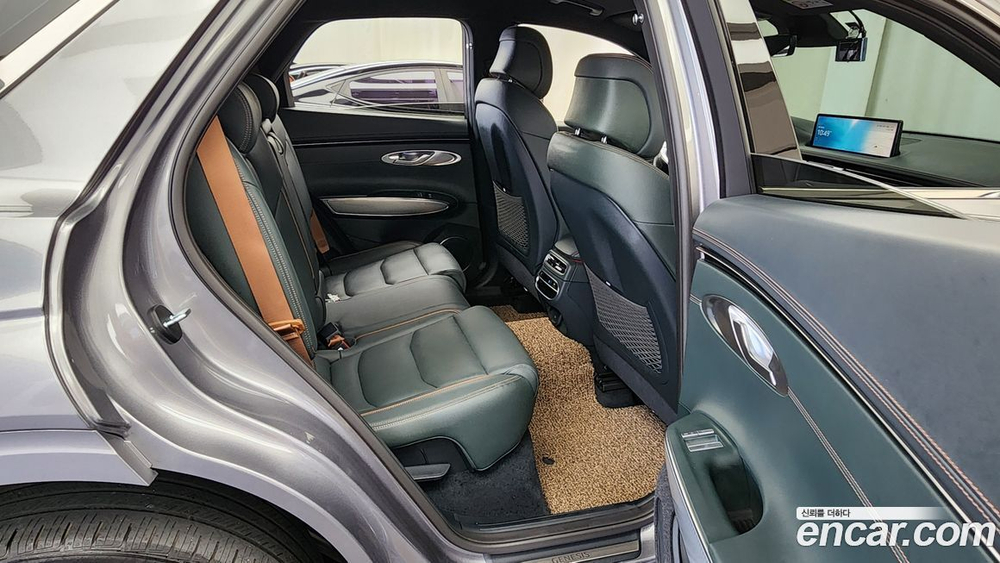 Genesis GV70 2.2 Дизель 2WD (02.2021)