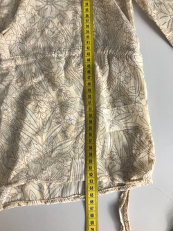 Блузка H&M приятной расцветки, маркировка 42,визуально на 48 размер