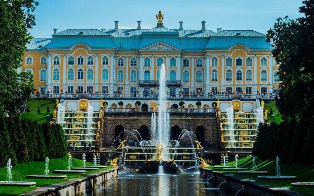 Дворцы Санкт-Петербурга — купить по ФГОС | Учебный стандарт