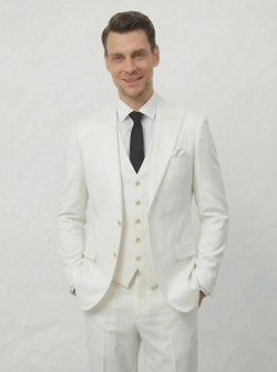 Мужской костюм тройка (белый) А79