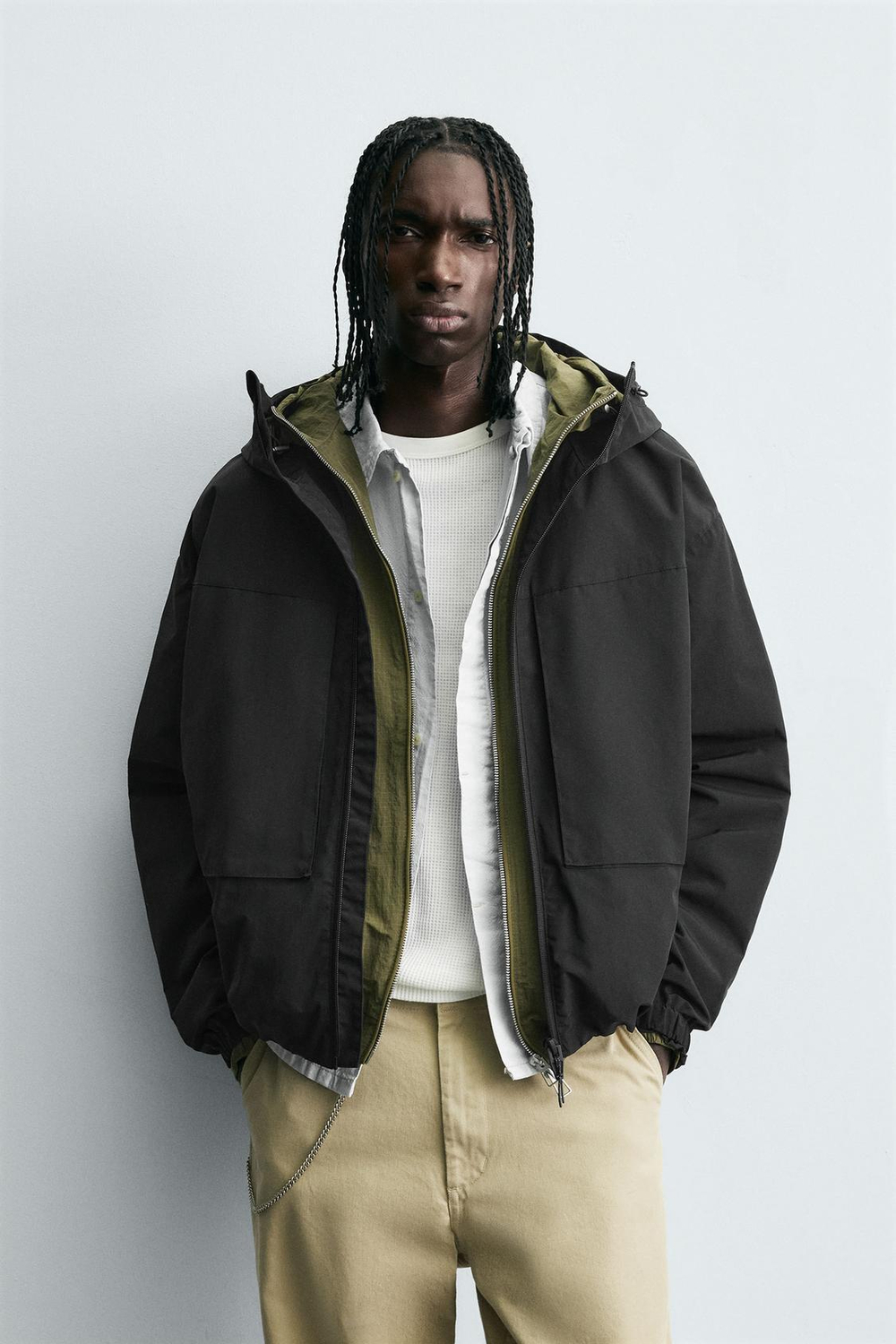 ZARA КУРТКА ИЗ ТЕХНИЧЕСКОЙ ТКАНИ С ФЛИСОМ, ЧЕРНЫЙ