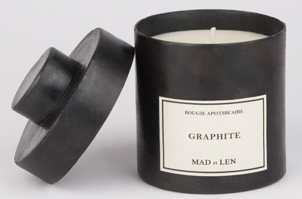 Свеча ароматическая Graphite MAD et LEN воск/white 300g