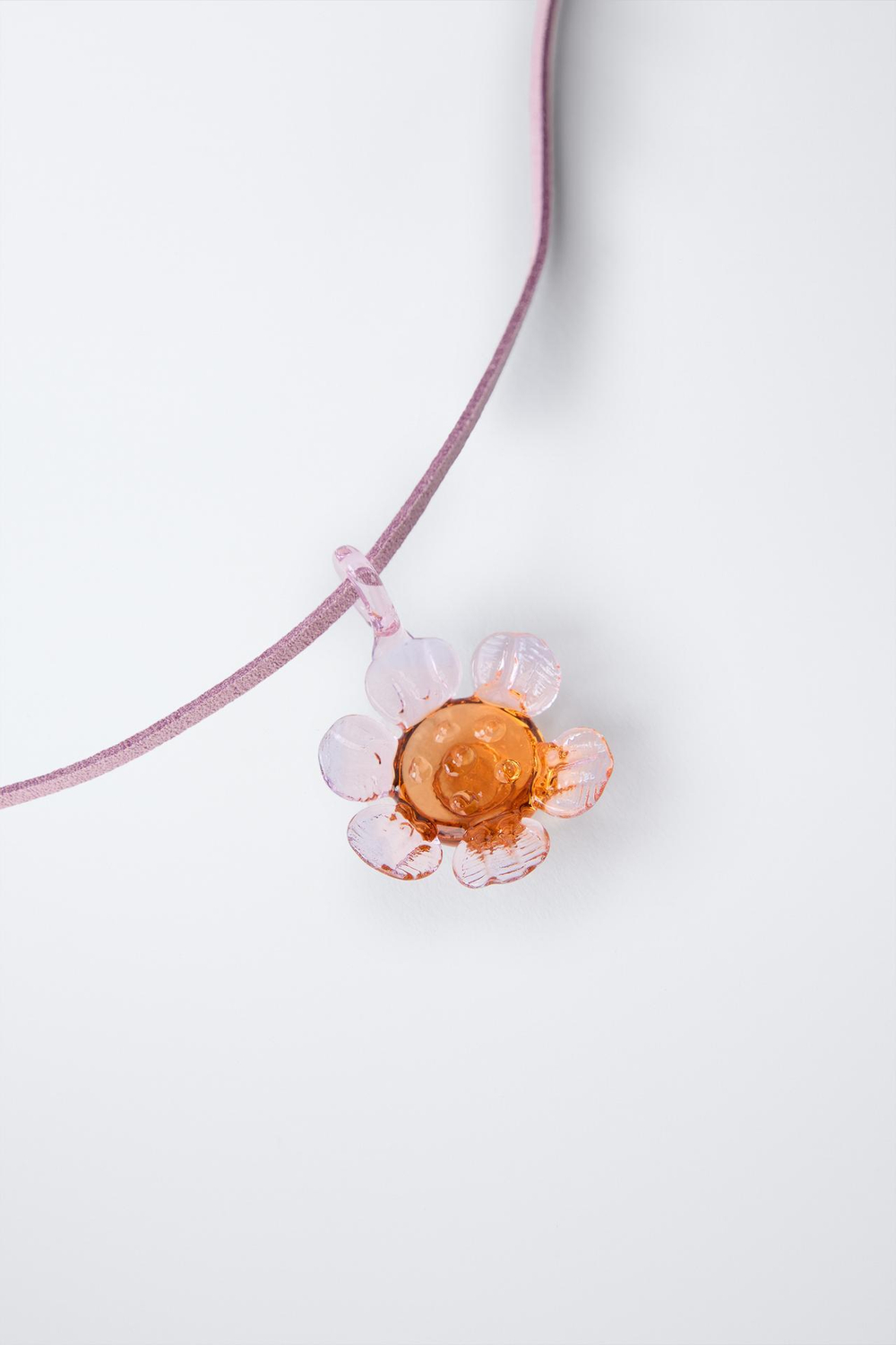 ZARA ОЖЕРЕЛЬЕ С ЦВЕТКОМ, СИРЕНЕВЫЙ