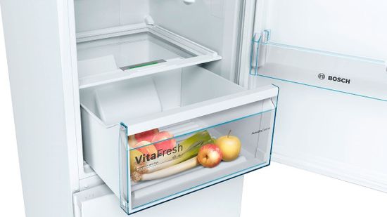 Холодильник Bosch KGN39UW306