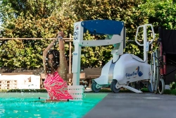 Подъемник для бассейна PELICAN POOL