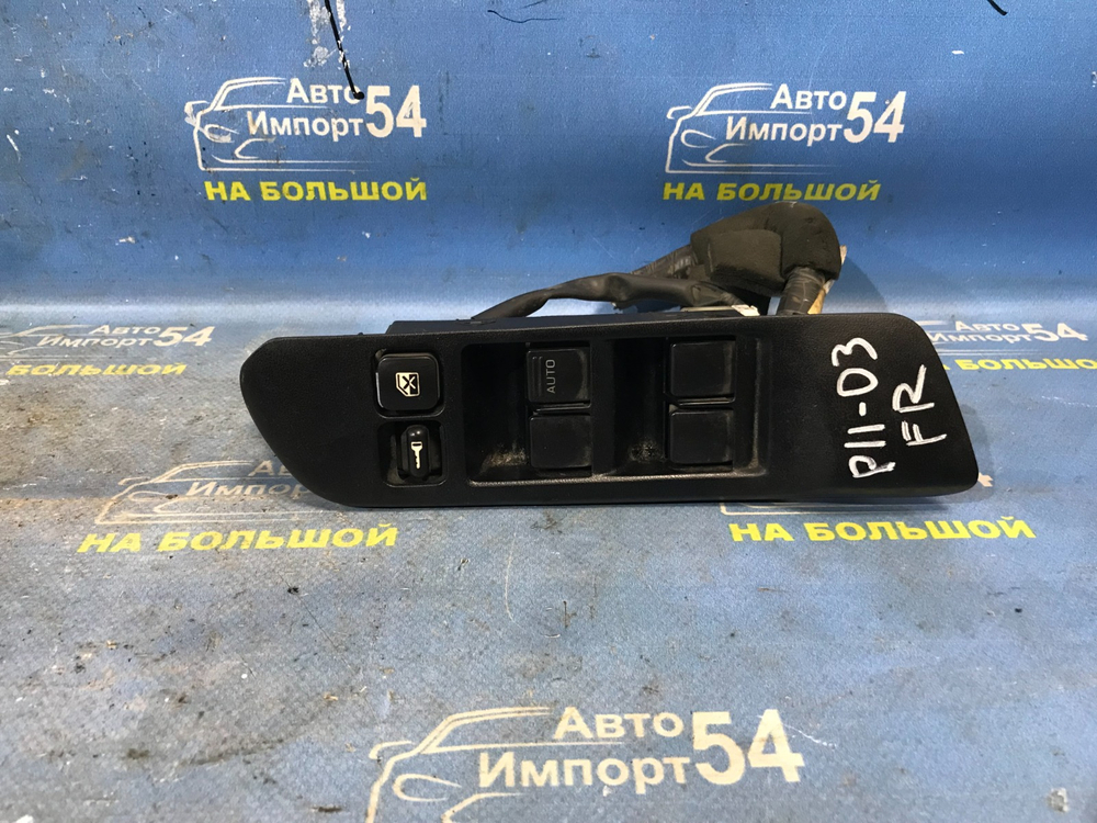 Блок управления стеклоподъемниками NISSAN PRIMERA 1999