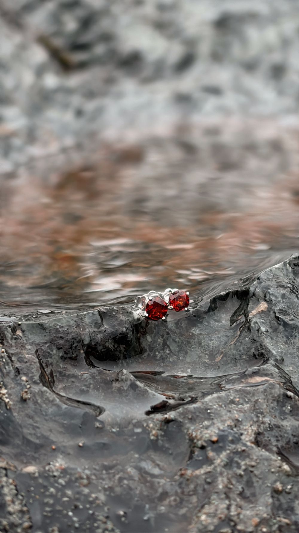 Серьги Crystal Circle с гранатом