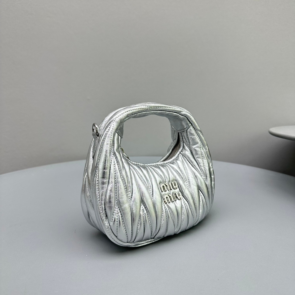 Miu Miu Wander Hobo Bag 17 cm