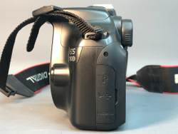 Canon EOS 1100D , 11000 кадров пробега