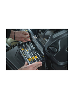 Набор инструментов 18 предметов 1/4 Inforce, Сталь Cr-V, Профессиональный, 06-07-13