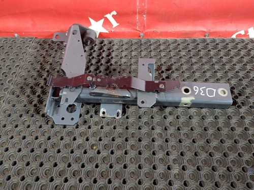 Кронштейн крыла переднего правый 2019г.