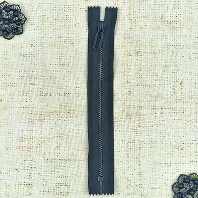 Молния трактор Т5, L 19 см, чёрный