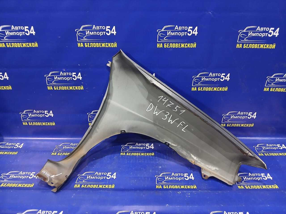 Крыло переднее левое MAZDA DEMIO 1996-1999