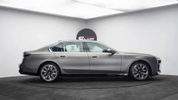 BMW 7 серии 760i xDrive, 2023