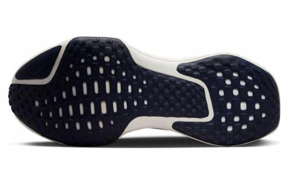 Кроссовки Nike Invincible Run 3