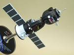 Модель космического корабля СОЮЗ (М1:50 с космонавтами)