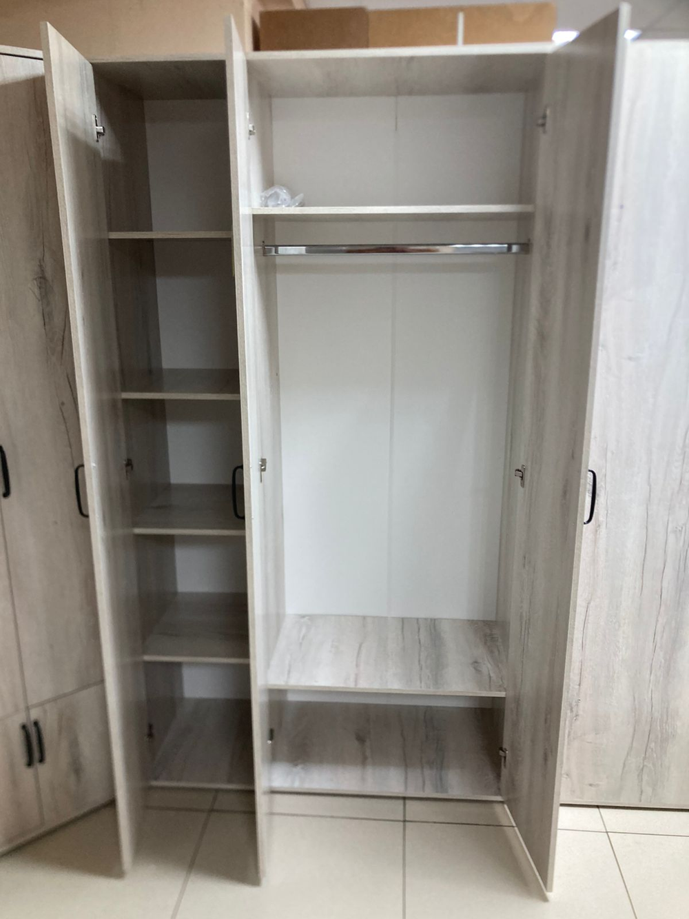 Шкаф 3-х створчатый Монреаль Дуб Канадский