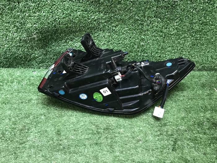 Фонарь левый внешний Geely Coolray (2019-2024) LED