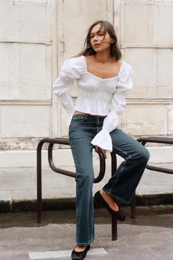 ZARA ТОП С ЭЛАСТИЧНЫМИ СБОРКАМИ И ОБЪЕМНЫМИ РУКАВАМИ, БЕЛЫЙ