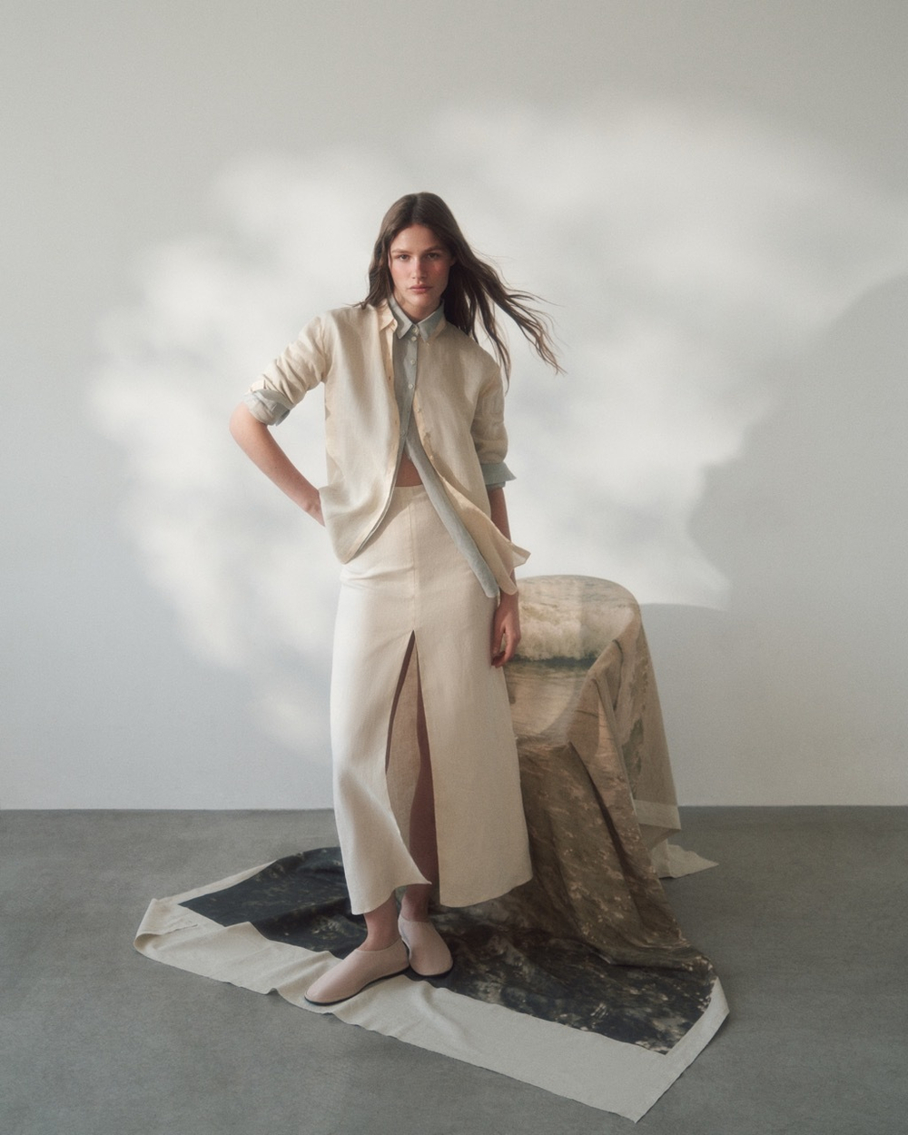 Рубашка SHADE светло-серого цвета