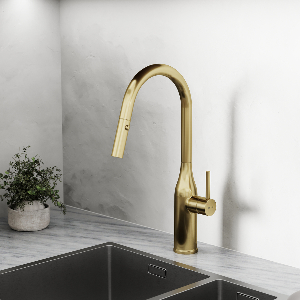 Смеситель для кухни Sancos Grand с вытяжным изливом, цвет брашированное золото, PVD покрытие, арт. SC4002BG