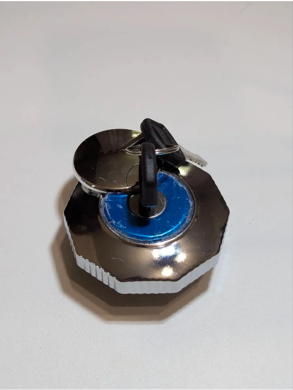 ++ Крышка бензобака на мопеды Альфа, Дельта, Орион