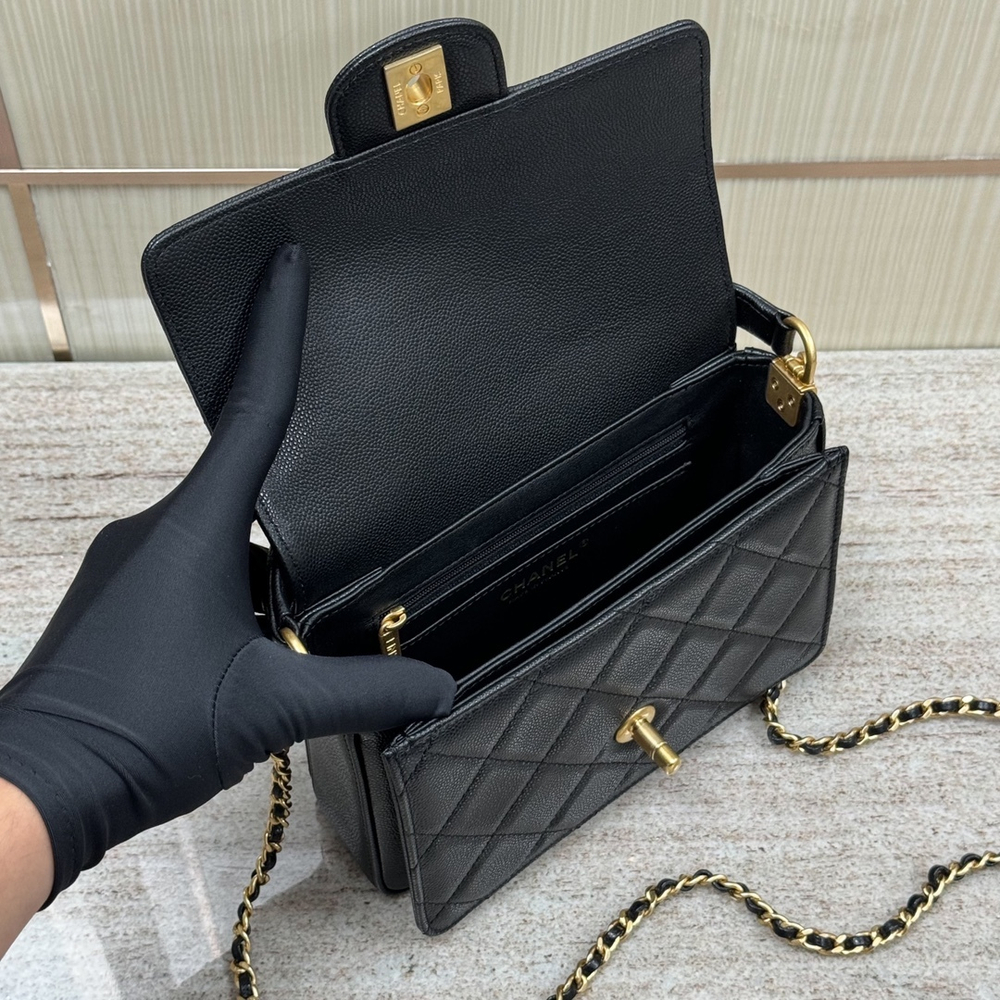 Chanel Bag 19 cm