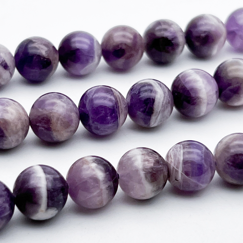 Аметист бусины, диаметр 10-10,2 мм, цена за 9 шт (1/4 нити)
