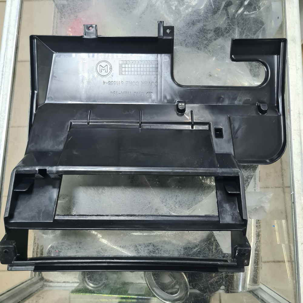 Верхняя крышка радиатора отопителя салона на Нексию