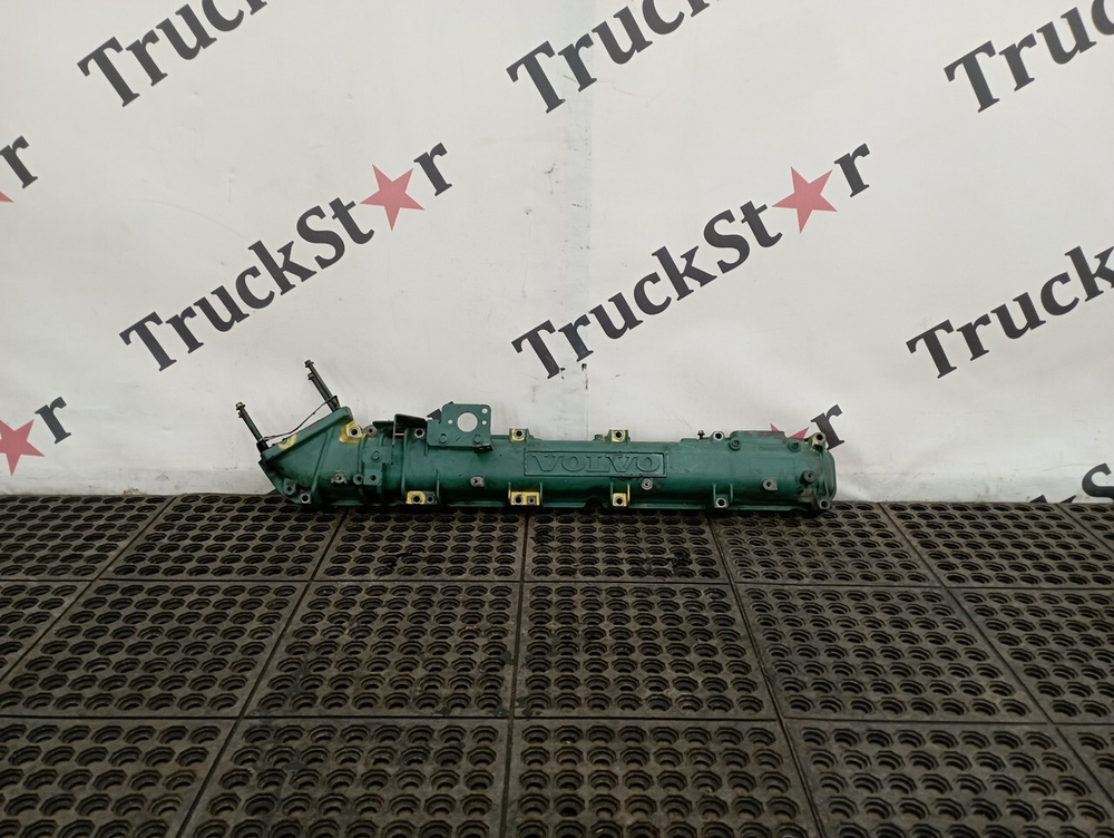 Коллектор впускной 2017г