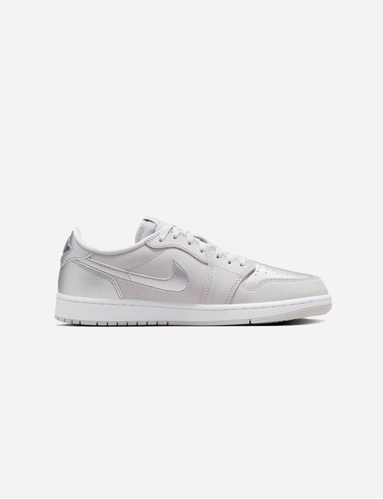 Air Jordan 1 Low OG Metallic Silver