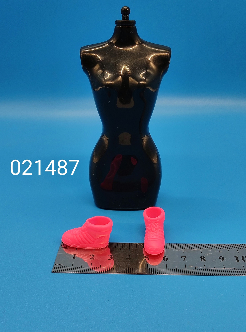 Обувь для куклы Барби 021489