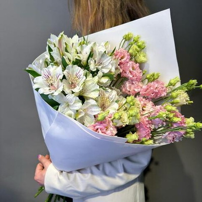 Букет "Вальс" (Альстромерия, эустома/лизиантус)
