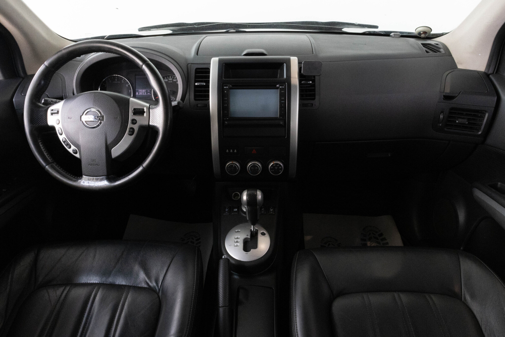 Nissan X-Trail, 2011 год
