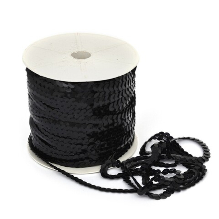 Пайетки плоские на нитях 6мм  цв.26A черный упак91,4м