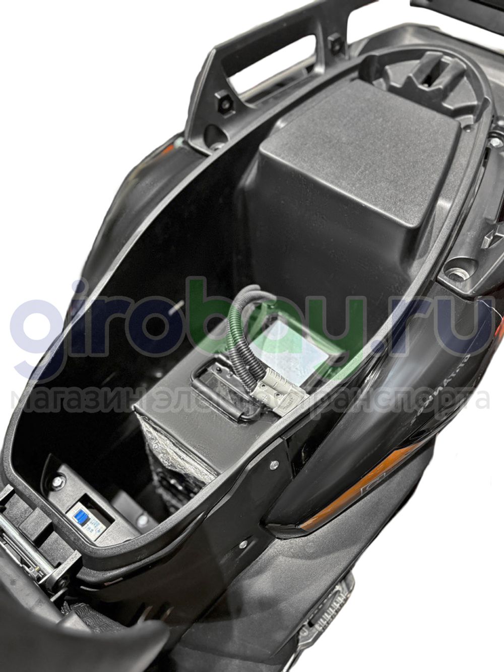 Электроскутер GT Tank 3000W (72V/30Ah) - Чёрный фото №20