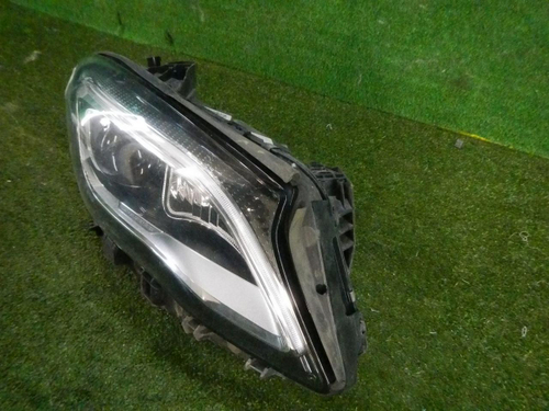 Фара правая Mercedes GLA x156 (2017-2020) LED