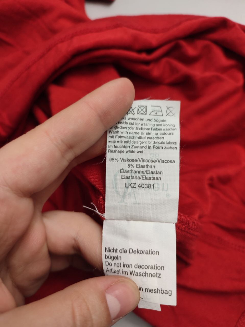 Платье Vivien Caron яркое 44 размер