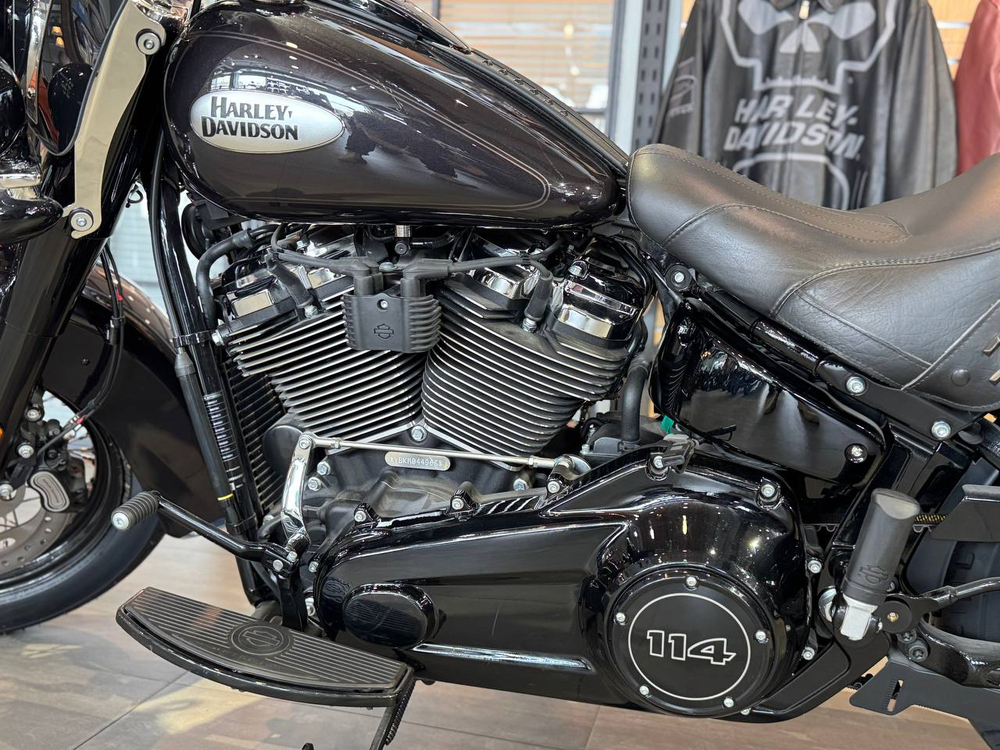 Harley-Davidson Heritage 114 Softail Black Jack Metallic (с НДС)