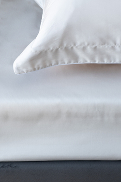 Простыня на резинке 160x200x30 Garda Decor жемчужная