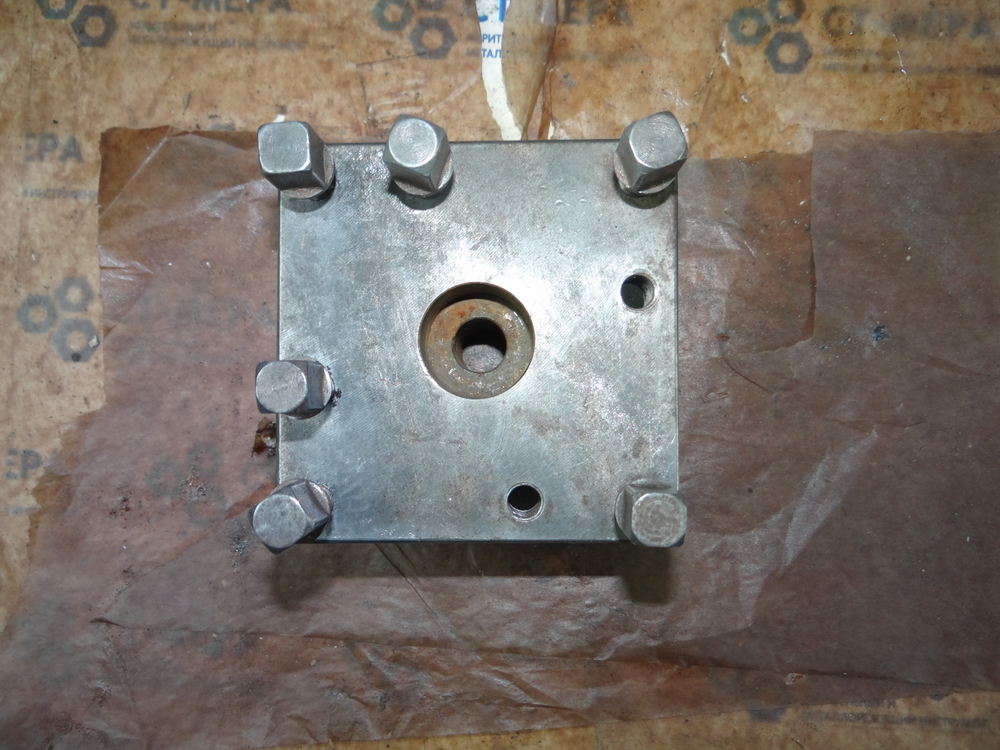 Резцедержатель 125х125х75мм (следы экспл) (арт. 2009)