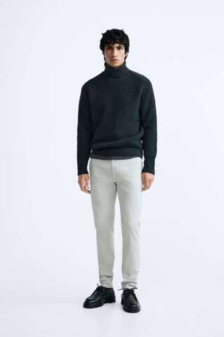 ZARA БРЮКИ ЧИНОС ИЗ ХЛОПКА, КАМЕННЫЙ
