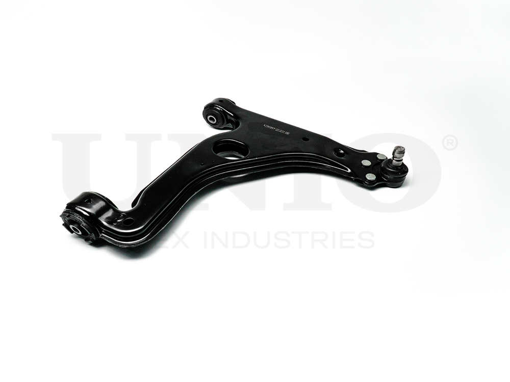 Рычаг подвески поперечный передний нижний правый UNIO SSP-40103