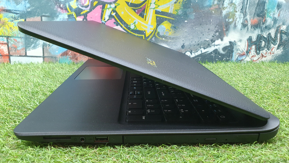 Ноутбук Acer i5-7/8Gb/  Extensa 15 EX2540-543M [nx.efher.067]/ Windows 10