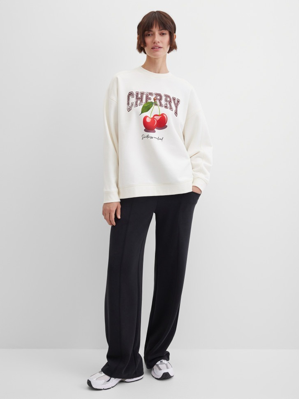 Толстовка женская Smith&Soul