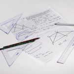 Набор чертежный большой ЮНЛАНДИЯ "ШКОЛЬНЫЙ" (линейка 30 см, 2 угольника, транспортир), пенал, 210738